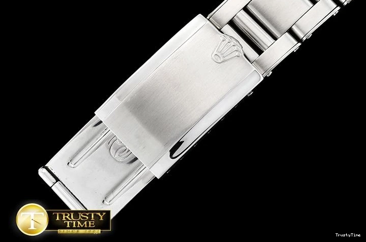 0503 Trendsetting ROLGMT122D – GMT Master 966